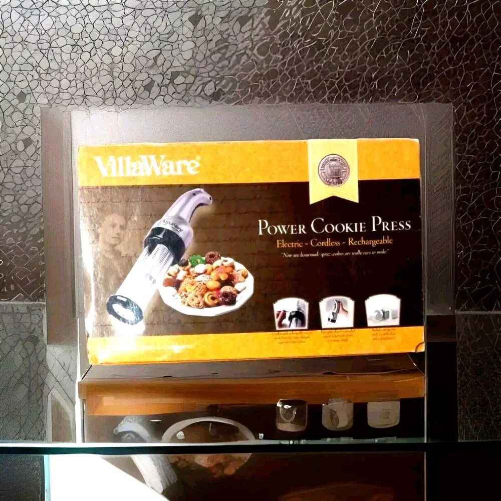 VillaWare Power Cookie Press Cordless Rechargeable Discs 4 Icing Tips Boxed